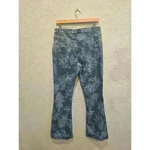 Venus. Flare denim. Size 12. Beautiful floral print. - Picture 3 of 4